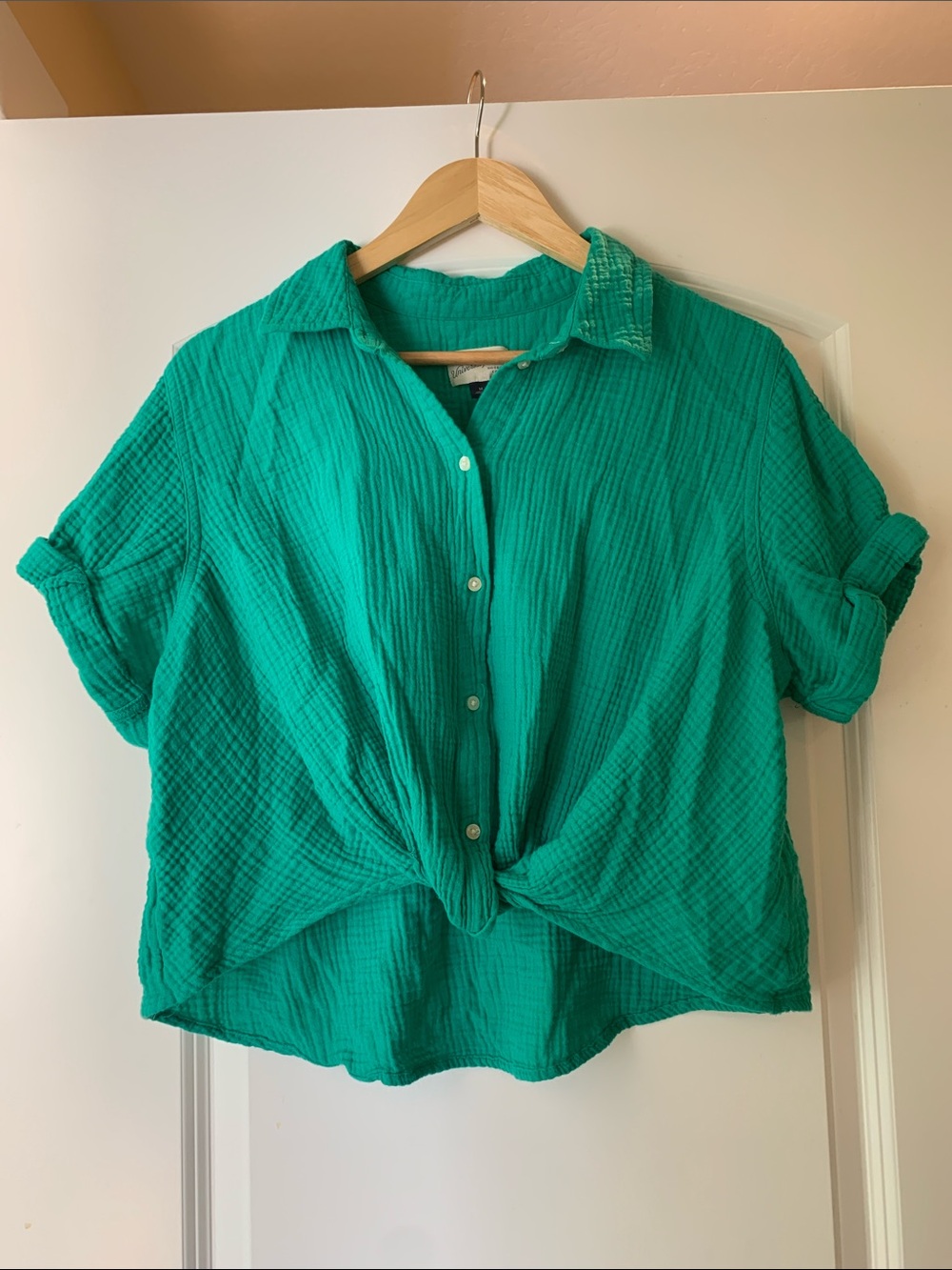 Universal Thread Green Button-Front Tie Hem Top